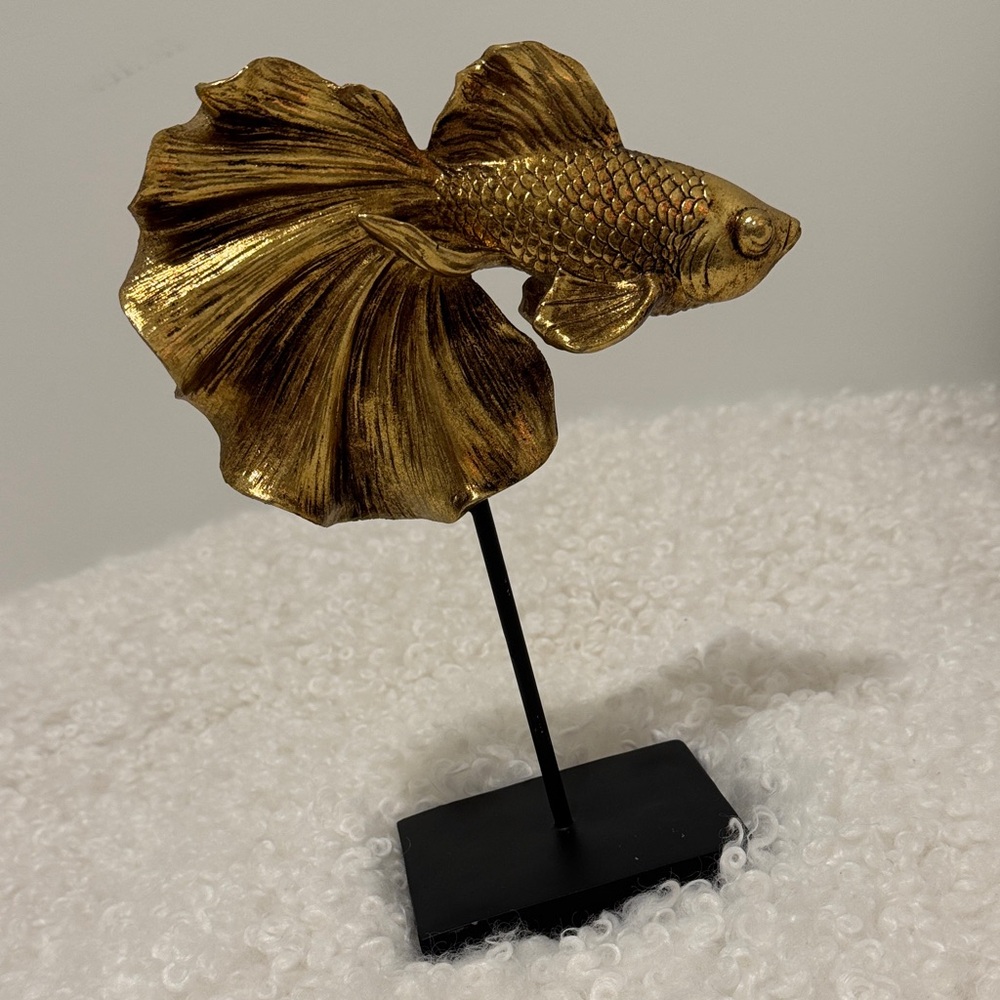 BETA FISH GOLD DECOR